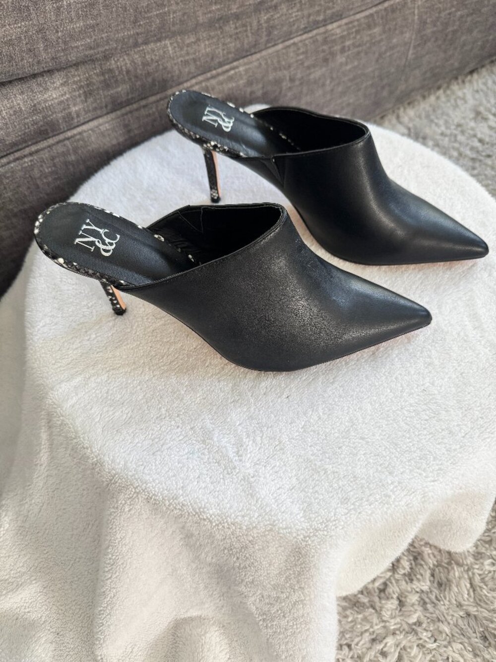 New York & Company Carletta Mules – Women’s Size 11 – Brand New Condition